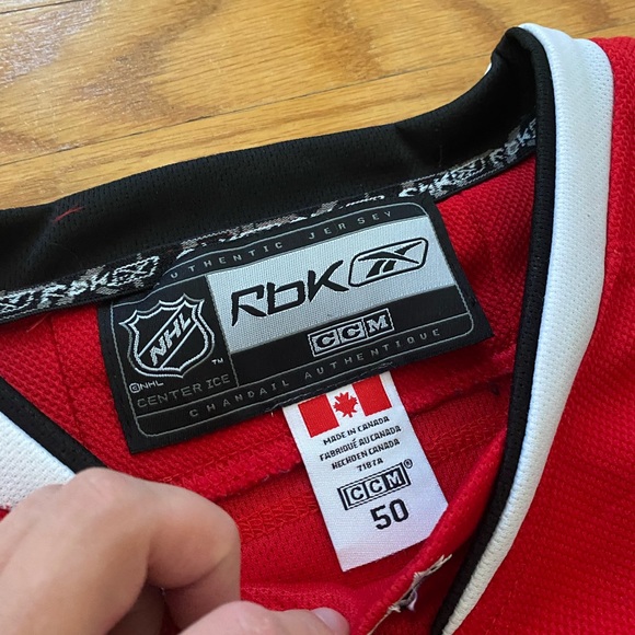 Teuvo Teravainen Chicago Blackhawks jersey size 50 - Picture 6 of 6